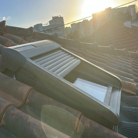 SSL estore exterior a energia solar