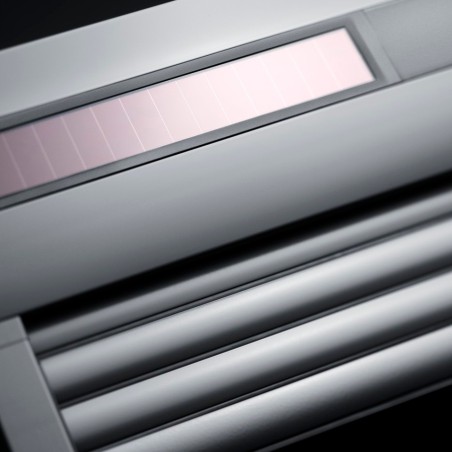 Painel Fotovoltaico incorporado.