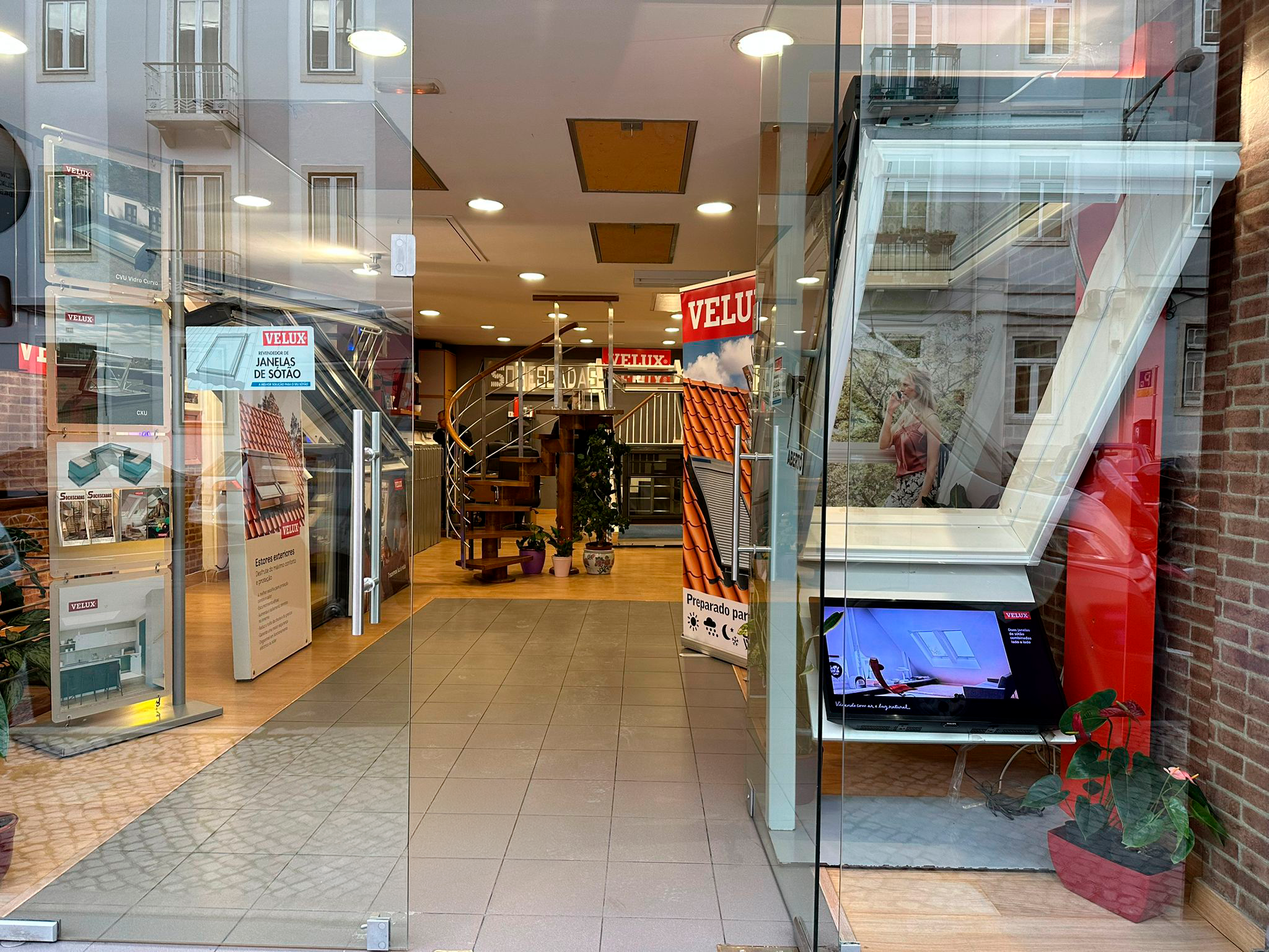 Frente de loja Sociescadas